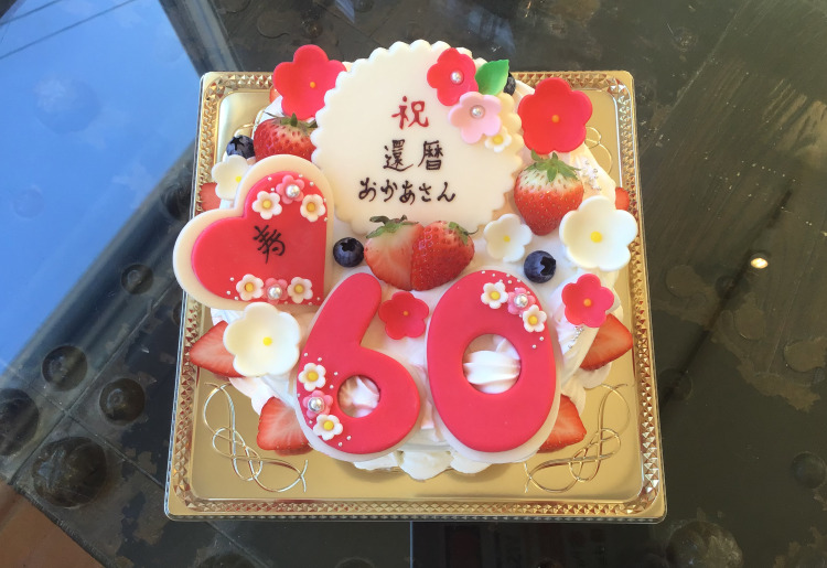 デザインケーキ　チョコクラフト