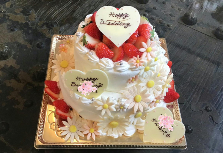 デザインケーキ　フラワーケーキ